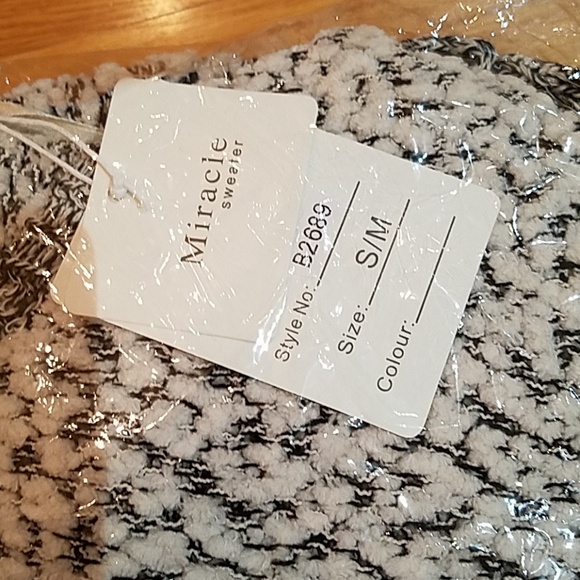 ❣HP❣Miracle Popcorn Pullover Hoodie Black & White - Picture 4 of 5